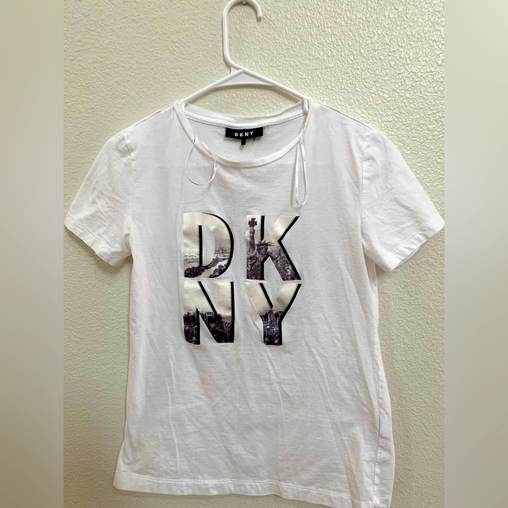 DKNY Women’s T-shirt
